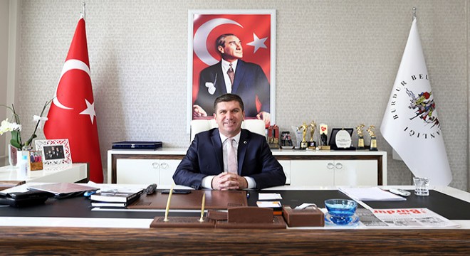 Burdur Belediye Başkanı Ercengiz, 3 üncü dönem için aday