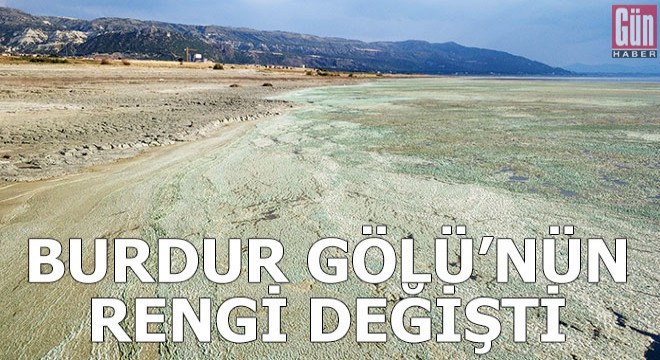 Burdur Gölü nün alg patlamasıyla rengi değişti