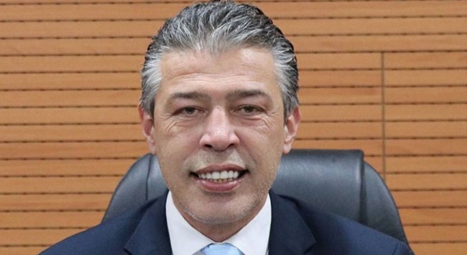 Burdur İl Genel Meclisi Başkanlığı’na Semih Çelikkaya seçildi