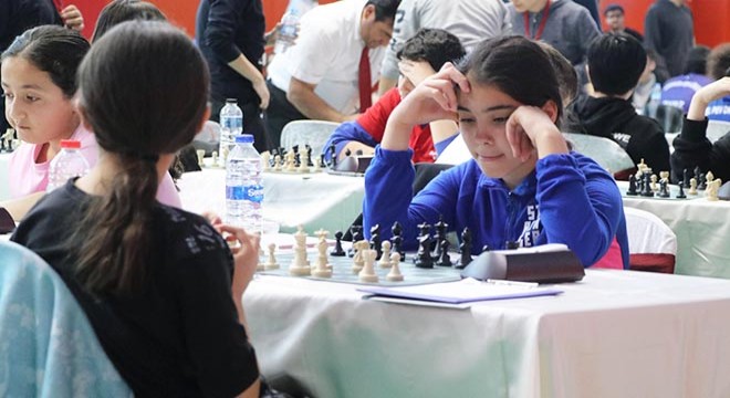 Burdur da Satranç Grup Turnuvası başladı