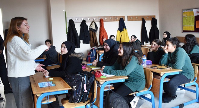 Burdur da ortaöğretimde okullaşma oranı yüzde 99,8