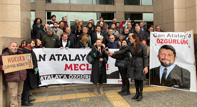 Can Atalay için adliye önünde basın açıklaması