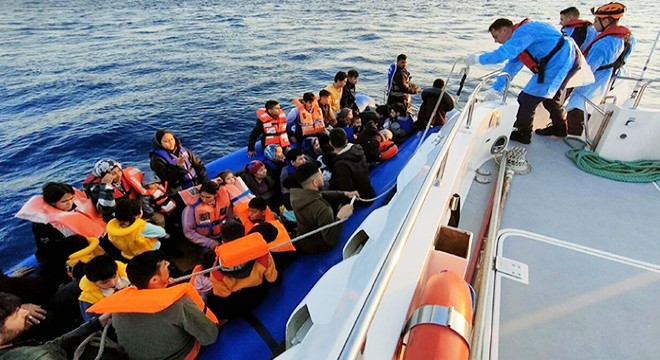 Çanakkale de 43 kaçak göçmen yakalandı