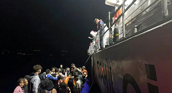 Çanakkale’de 54 kaçak göçmen yakalandı