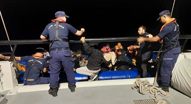 Çanakkale de 61 kaçak göçmen yakalandı