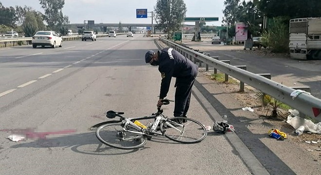 Çekyalı bisikletlinin çarptığı kadın kurtarılamadı
