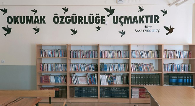 Dereköy İlkokulu na kütüphane kuruldu