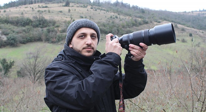 Doğa tutkunu  kuş  fotoğrafçısı imam