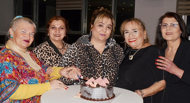 Doğum günü sürprizli türkü konseri