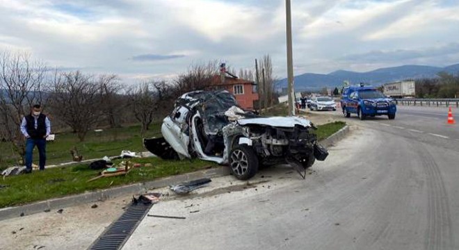 Doktor otomobiliyle takla attığı kazada öldü