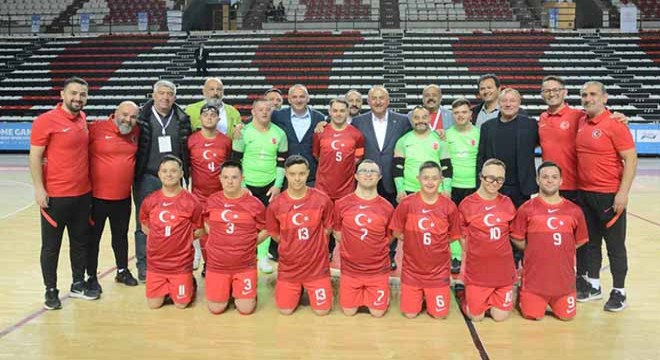 Down Sendromlu Futsal Milli Takımı, İtalya yı farklı yendi