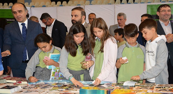 Eğitim Şenliği Kitap Fuarı ile Antalya da başladı