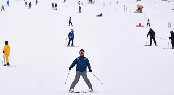 Erciyes te kayak ve snowboard eğitimi