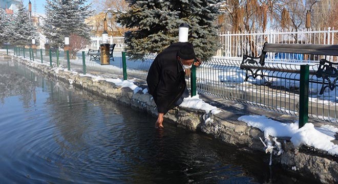 Erzurum daki Balıklıgöl, eksi 30 derecede bile donmuyor