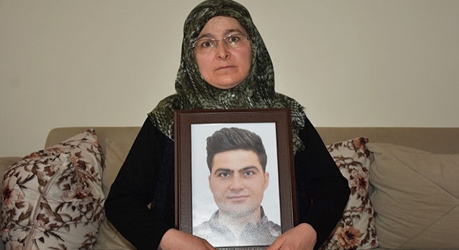Eşinin öldürdüğü polisin annesi: Torunumu göstermiyorlar