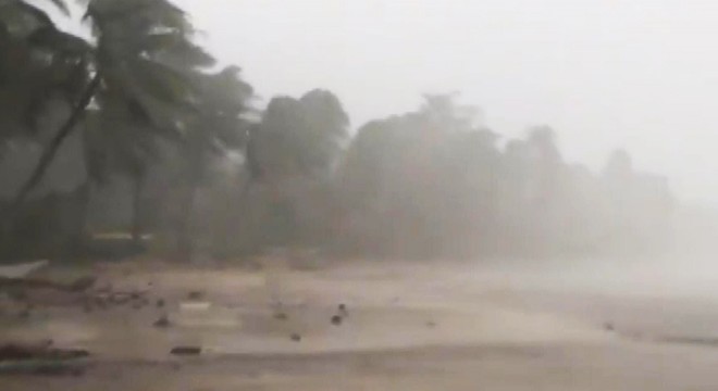 Filipinler’i tayfun vurdu: 1 ölü