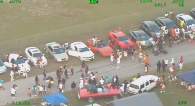 Florida’da sokak partisi düzenleyen gruba polis baskını