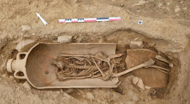 Fransız arkeologlar binlerce yıl öncesine ait 40 tabut keşfetti