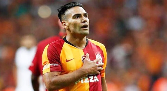 Galatasaray da Falcao nun tedavisi sürüyor