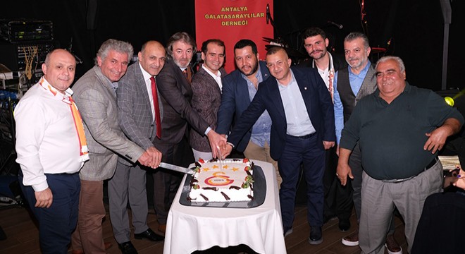 Galatasaraylılar yeni yıla coşkuyla girdi