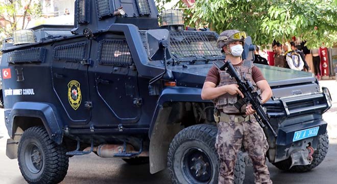 Gaziantep’te, 600 polisle 9 saatlik uyuşturucu operasyonu başladı