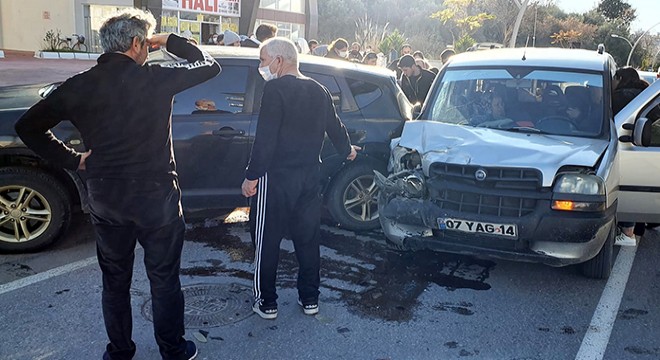 Gazipaşa da kaza: 3 yaralı