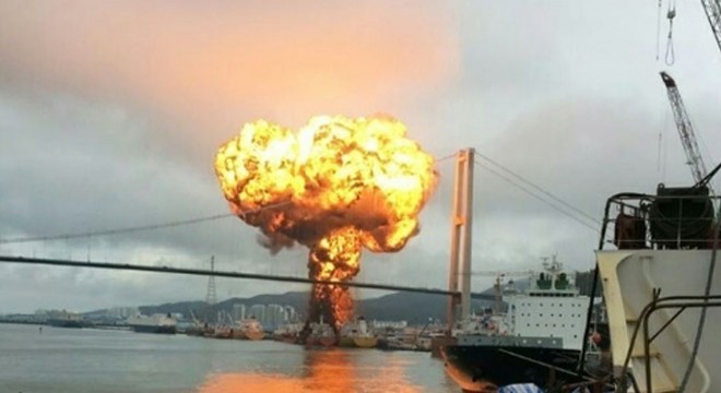 Güney Kore’de petrol tankerleri yandı: 9 yaralı