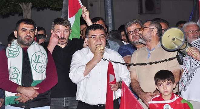 Hastane saldırısı Antalya da protesto edildi