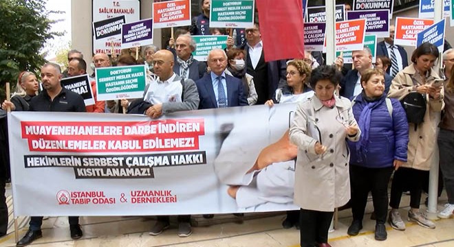 Hekimlerden  özel hastaneler yönetmeliği  protestosu