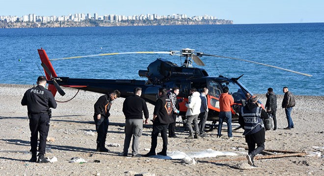 Helikopter arızalandı, sahile acil iniş yapıldı