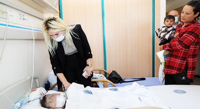 Hidrosefali hastası bebek, Antalya da ameliyat edildi