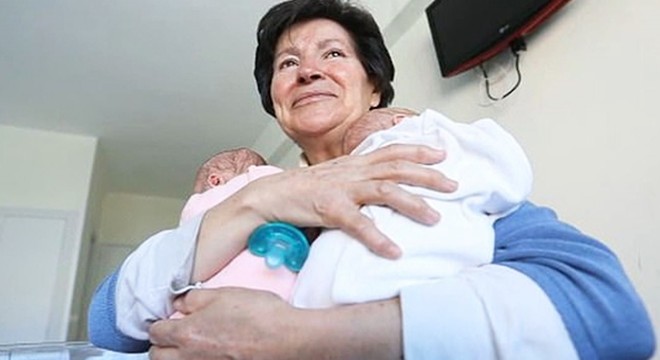 İkiz bebek dünyaya getiren anne hukuk mücadelesini kaybetti