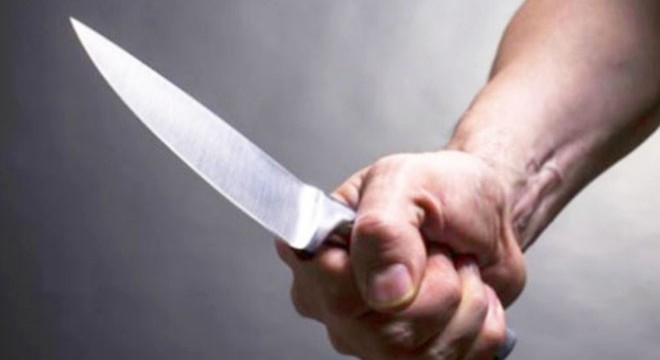 İngiltere’de okullarda binden fazla bıçak ele geçirildi
