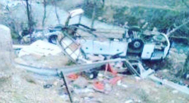 İran’da otobüs kazası: 19 ölü, 24 yaralı