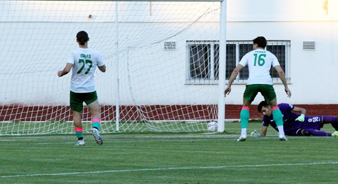 Isparta 32 Spor, Pyramids FC ye 3-0 kaybetti