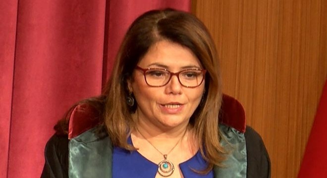 İstanbul Barosu nun ilk kadın başkanı görevi devraldı