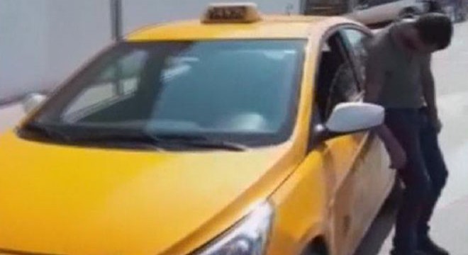 İstanbul da taksi sürücüsünün korkutan görüntüsü