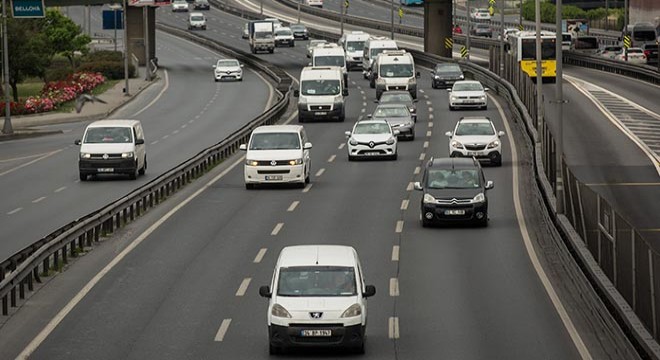 İstanbul da trafikte yoğunluk