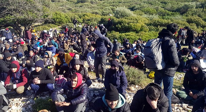 İzmir de, 1 haftada 120 kaçak göçmen yakalandı