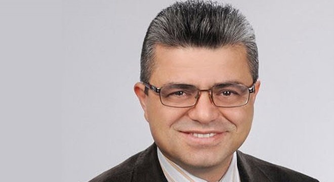 İzmirli profesör hastanenin çatısından ölüme atladı