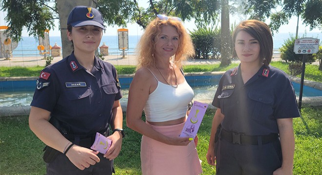 Jandarma kadınlara KADES i anlattı