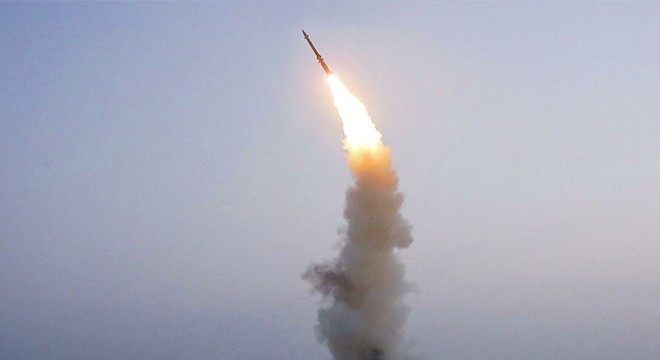 Japonya Savunma Bakanlığı: Kuzey Kore’den muhtemel bir balistik füze fırlatıldı