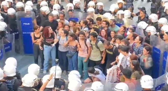 Kadıköy’de 106 gözaltı