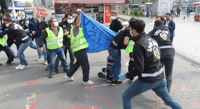 Kadıköy de izinsiz 1 Mayıs gösterisine gözaltı