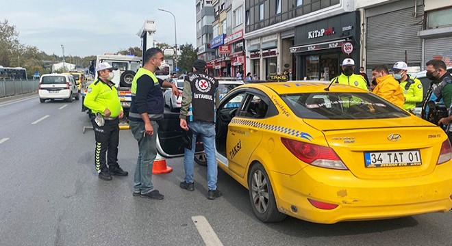 Kadıköy de taksi denetimi