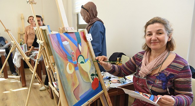Kadın Sanat Lokali nde kurslara büyük ilgi
