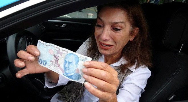 Kadın taksiciye sahte paran verenler bulundu