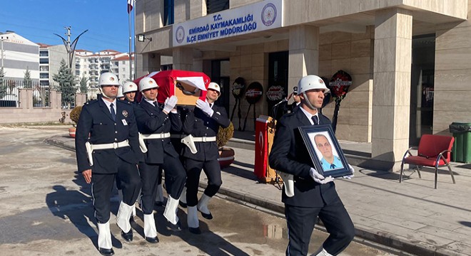 Kalp krizinden ölen polis için tören yapıldı