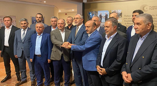 Kamu işçisine zam görüşmelerinde protokol imzalandı