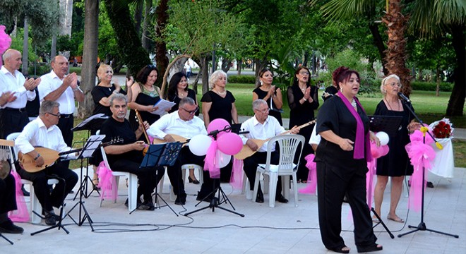 Karaalioğlu Parkı nda türkü konseri